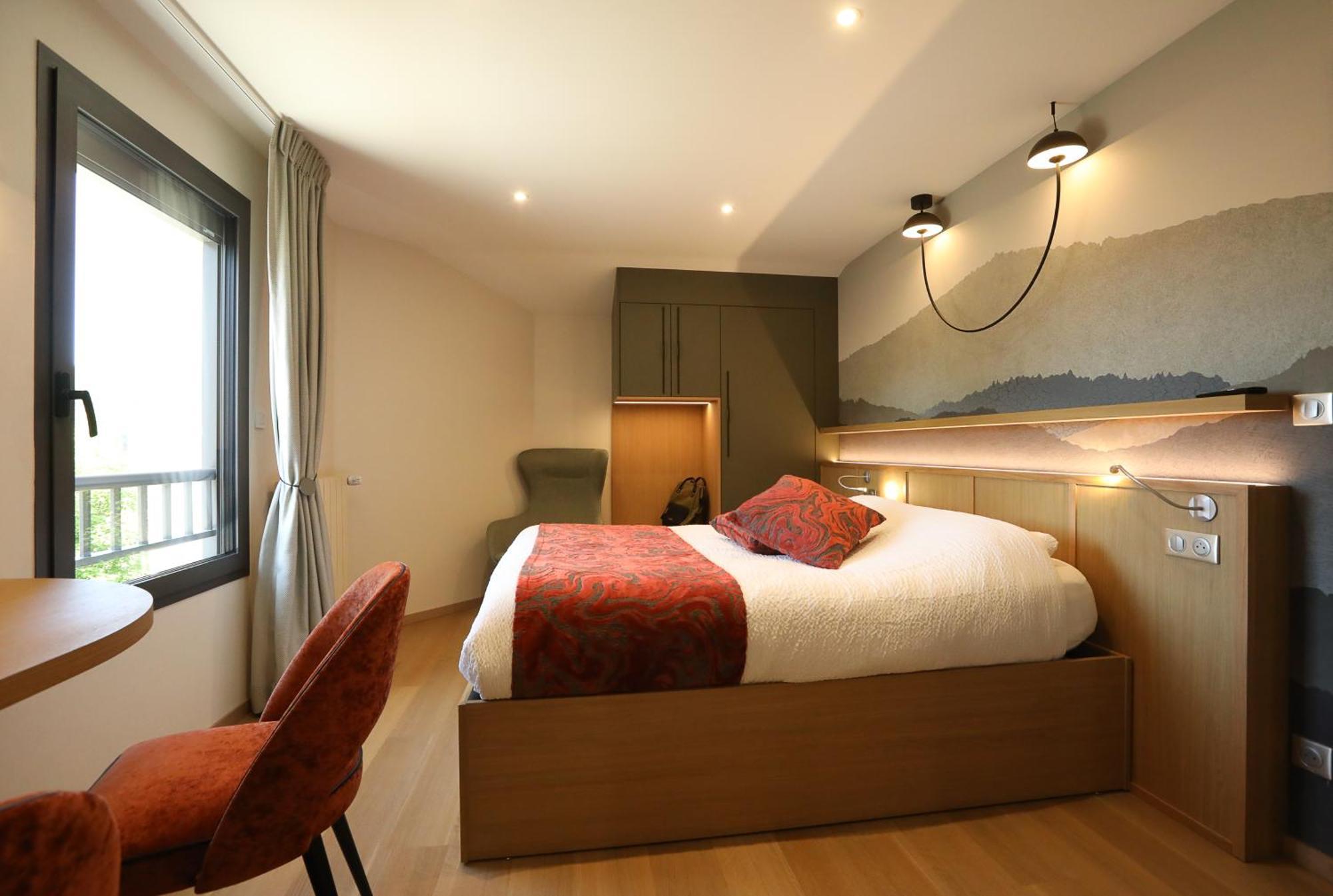 Logis Hotel Spa Restaurant Le Provence Lanarce Экстерьер фото