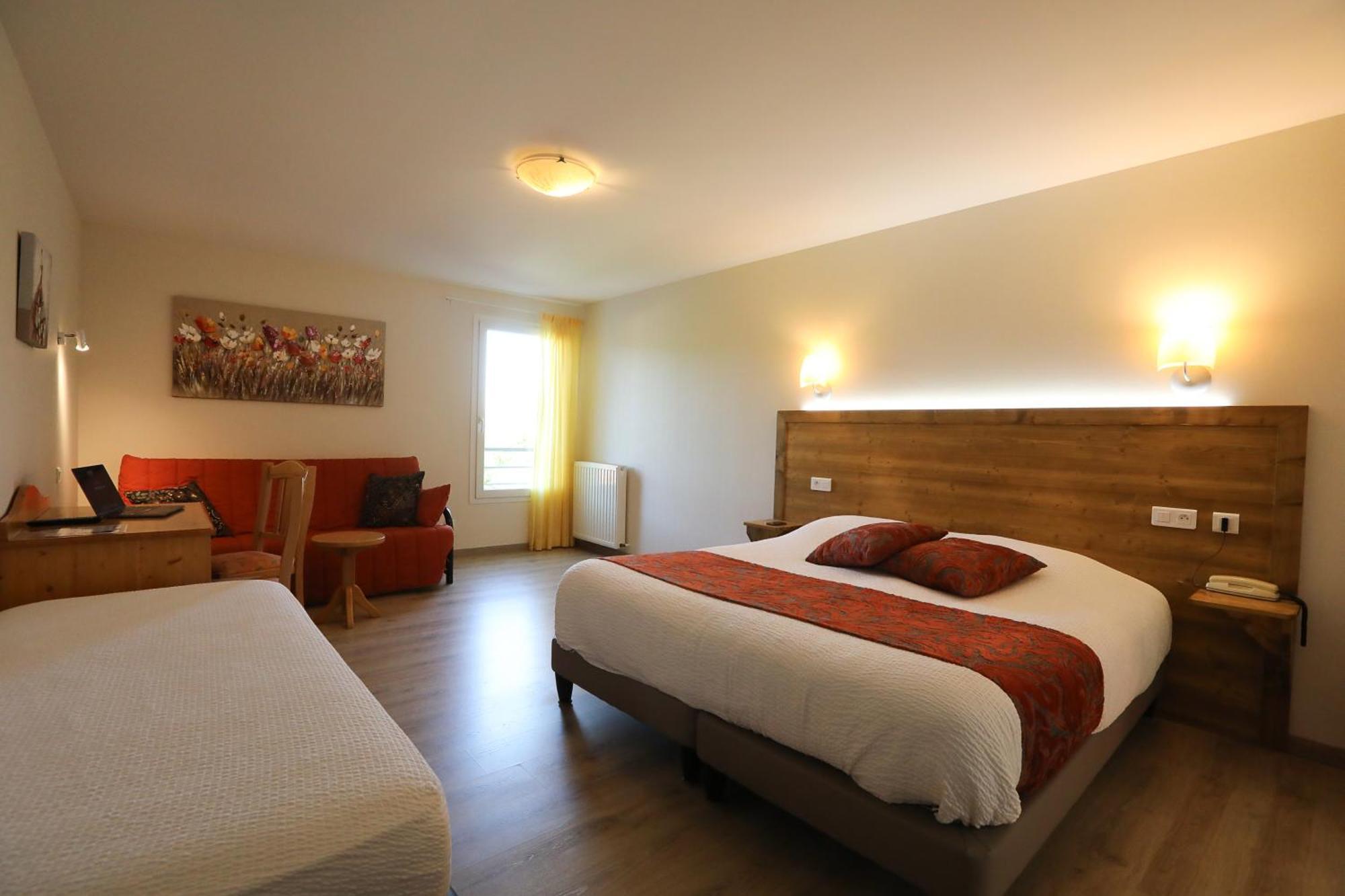 Logis Hotel Spa Restaurant Le Provence Lanarce Экстерьер фото