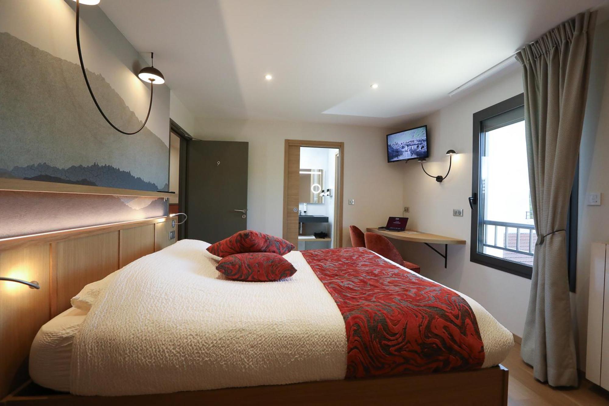 Logis Hotel Spa Restaurant Le Provence Lanarce Экстерьер фото
