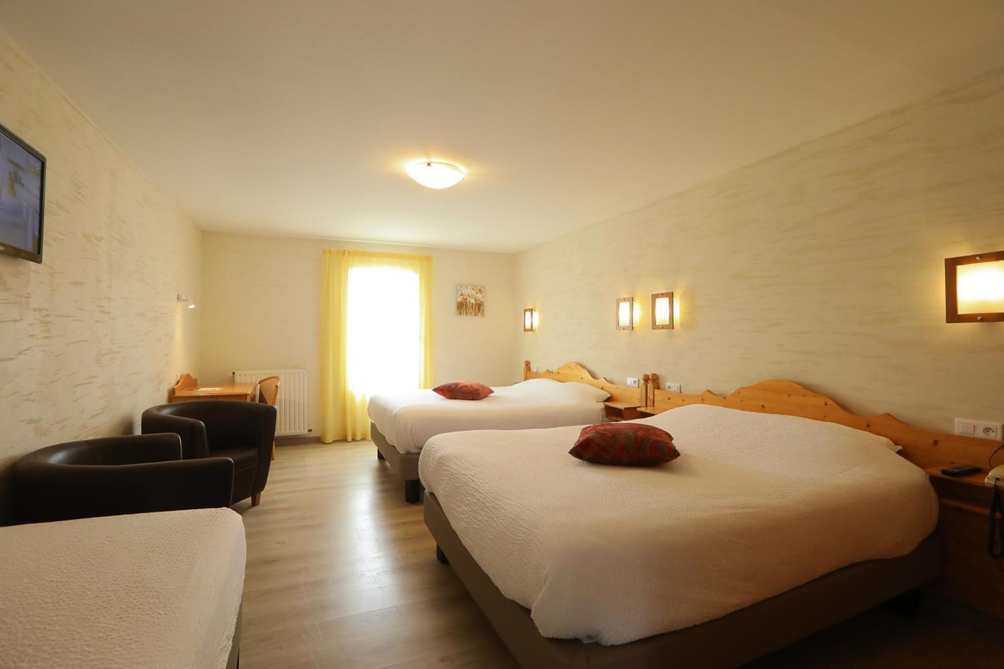 Logis Hotel Spa Restaurant Le Provence Lanarce Экстерьер фото