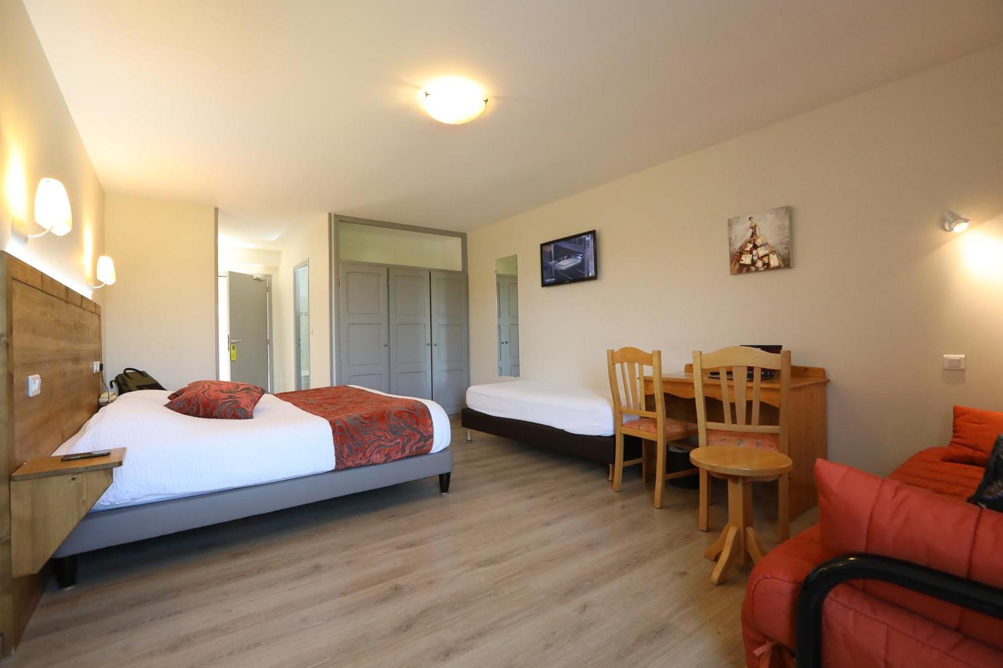 Logis Hotel Spa Restaurant Le Provence Lanarce Экстерьер фото